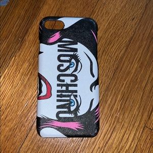 Moschino case